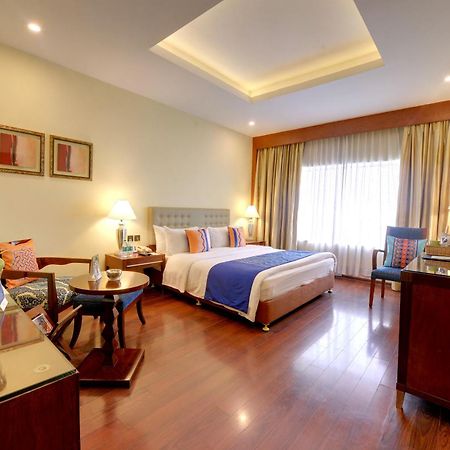Fortune Select Jp Cosmos, Bengaluru - Member Itc Hotels' Group Bagian luar foto