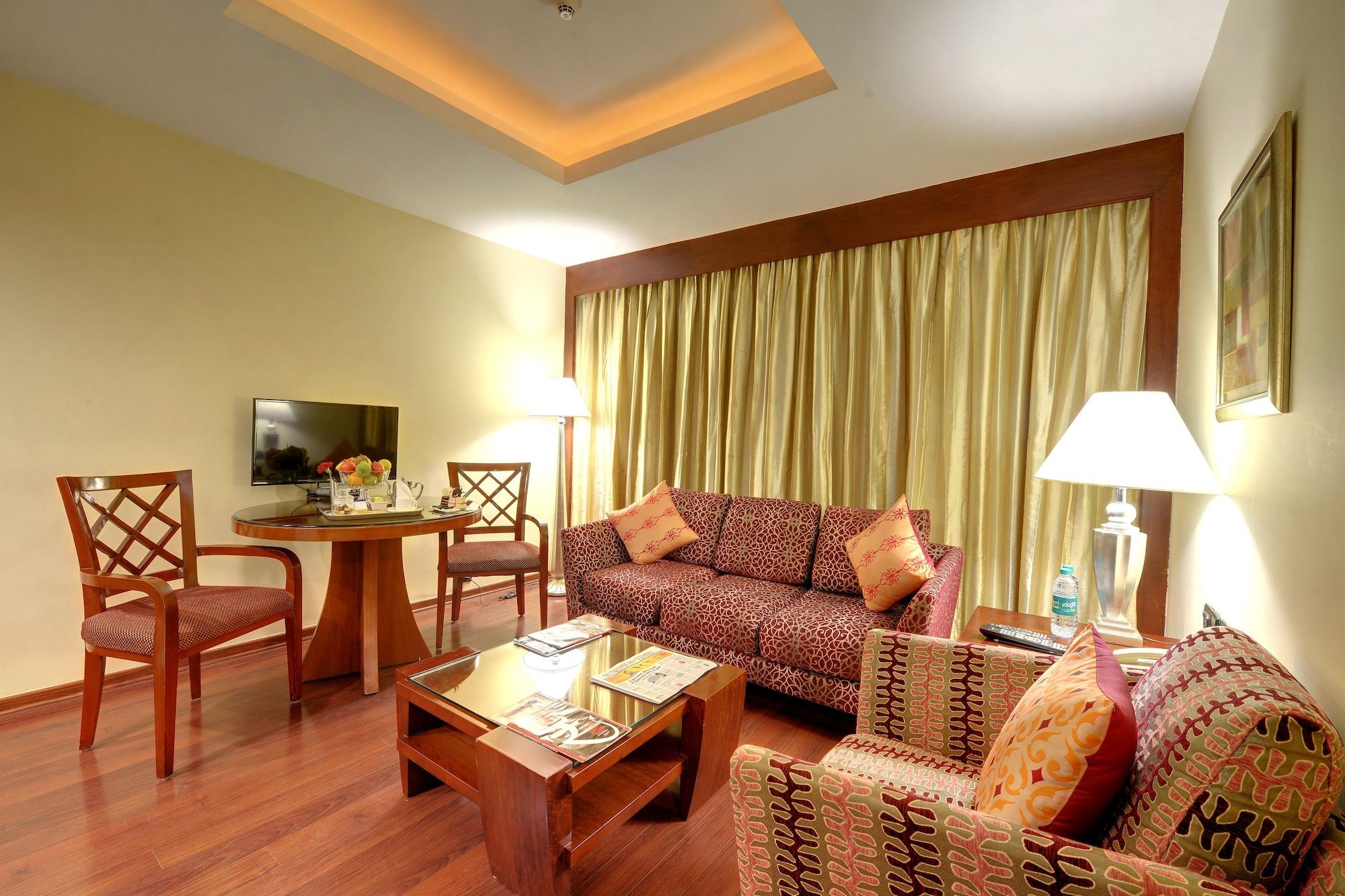 Fortune Select Jp Cosmos, Bengaluru - Member Itc Hotels' Group Bagian luar foto